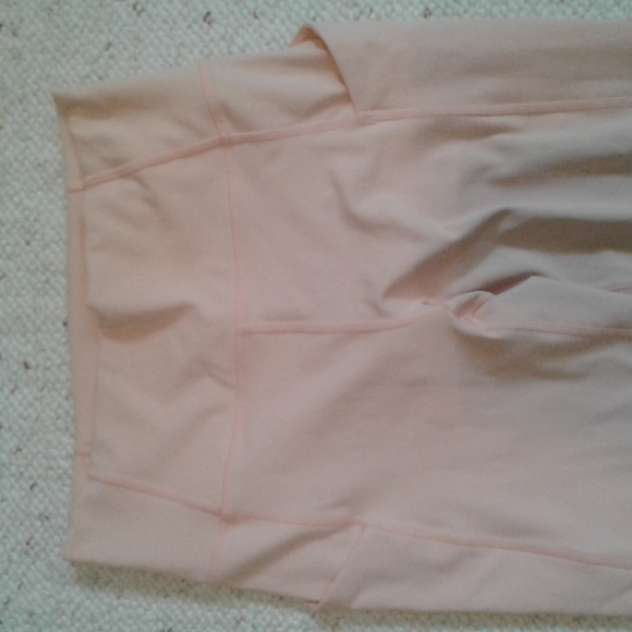 Fabletics purelux  work out pants - Picture 2 of 4